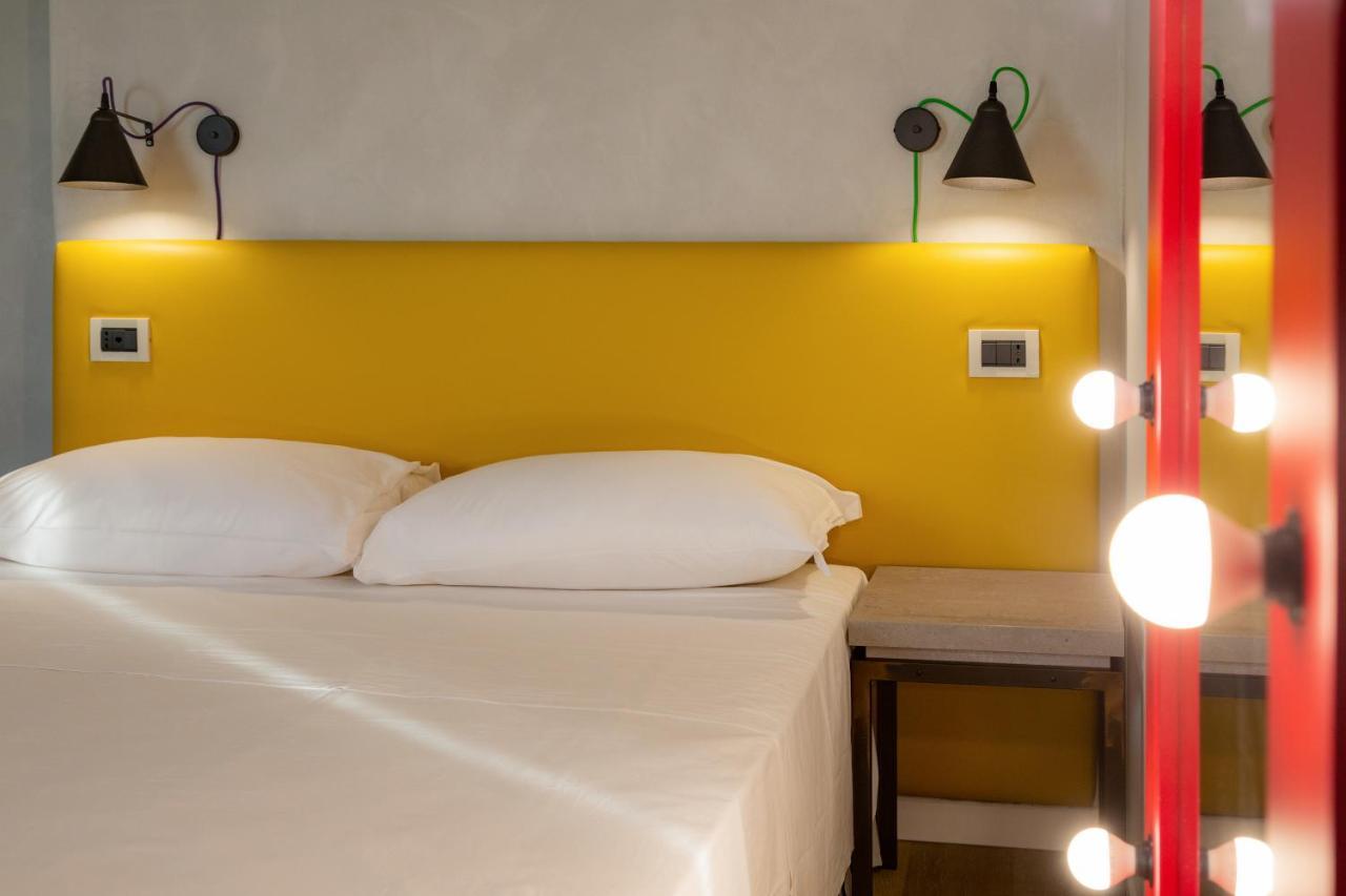 Wave Hotel Acireale Exterior photo