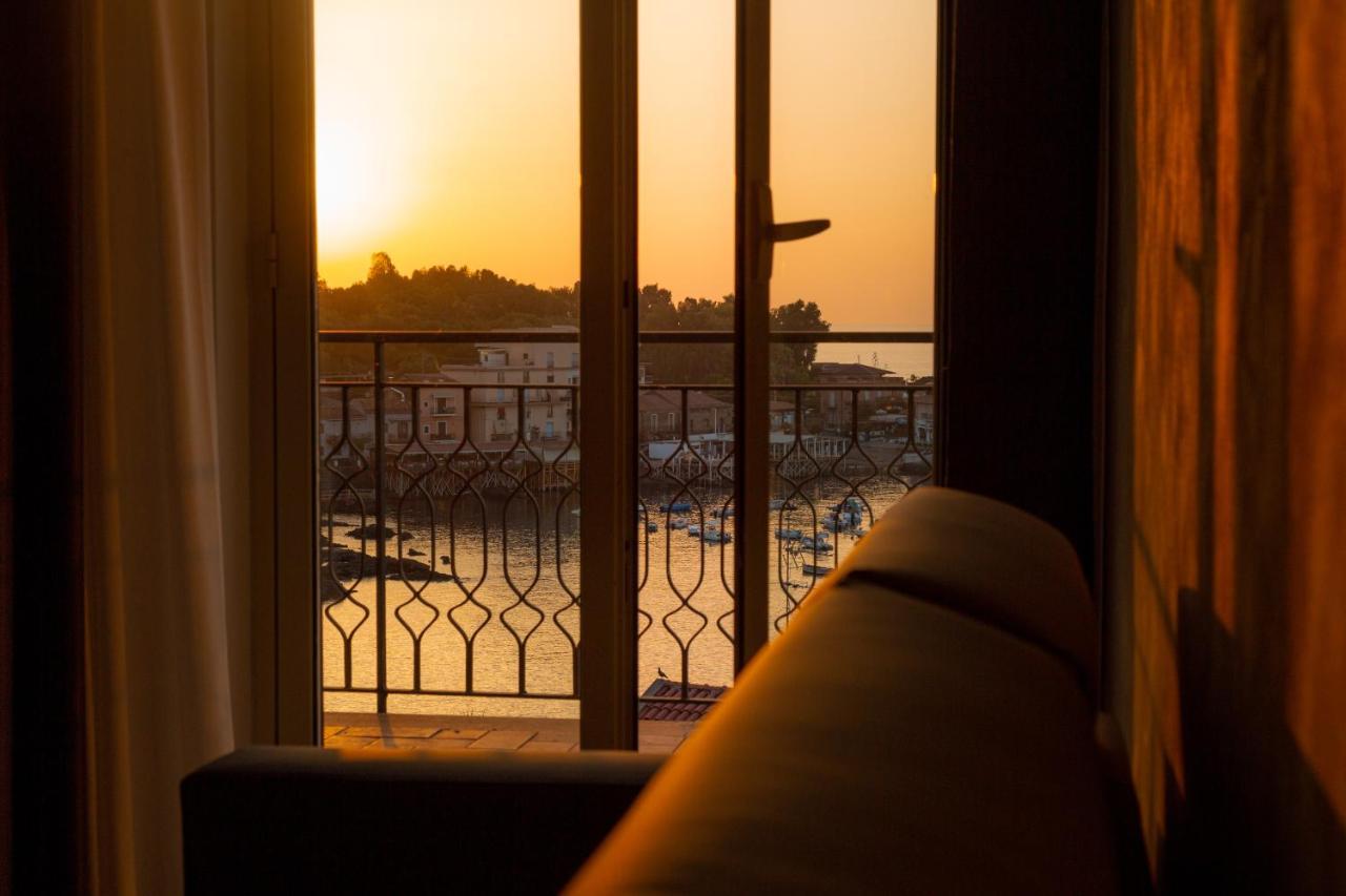 Wave Hotel Acireale Exterior photo
