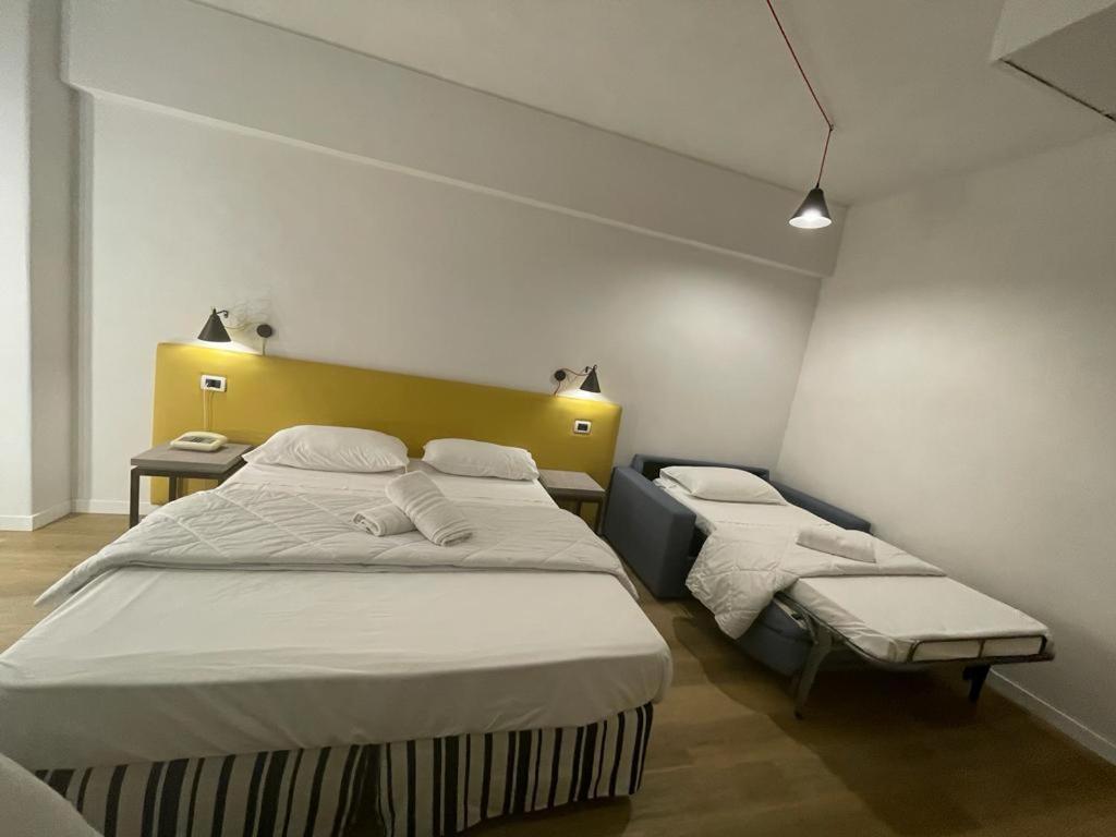 Wave Hotel Acireale Exterior photo